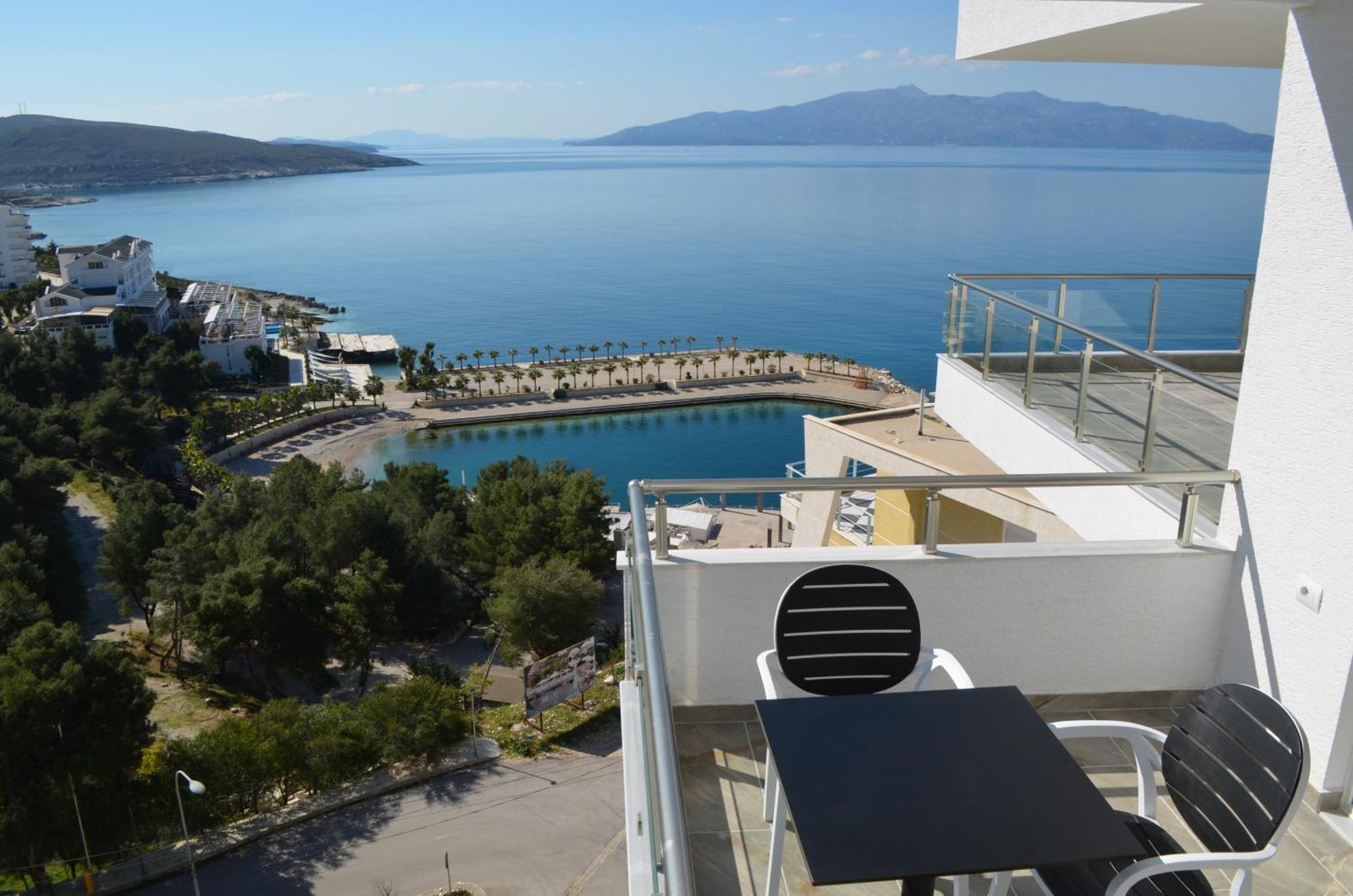 Brand New Apartments Sarande Luaran gambar