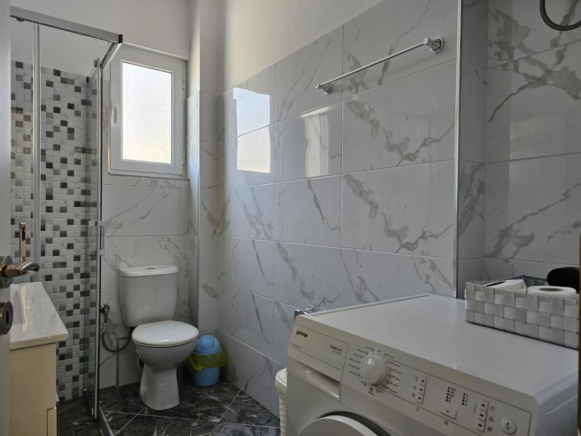 Brand New Apartments Sarande Luaran gambar