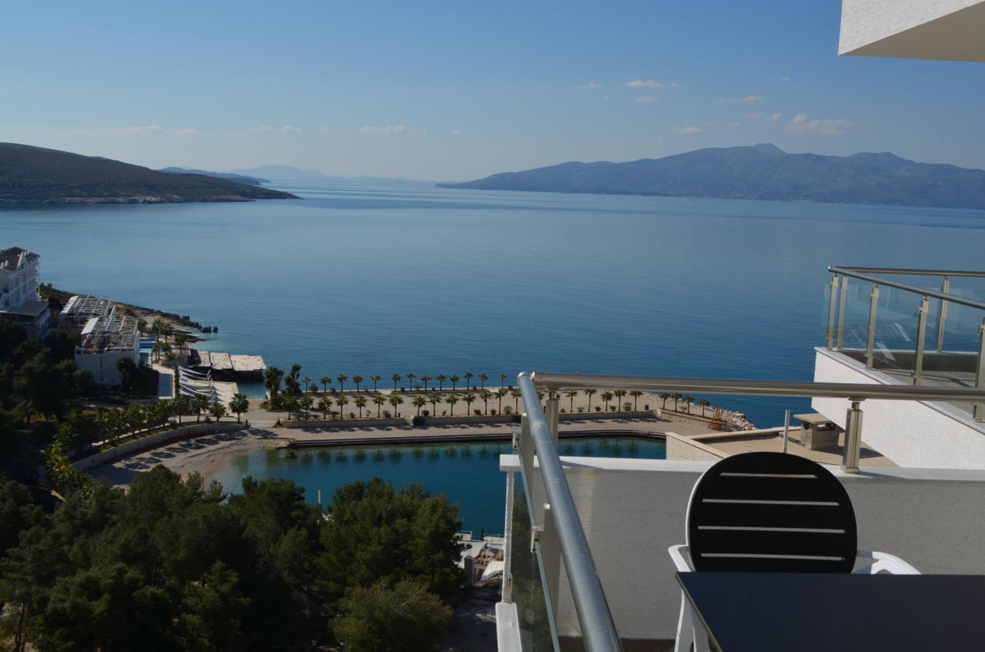 Brand New Apartments Sarande Luaran gambar