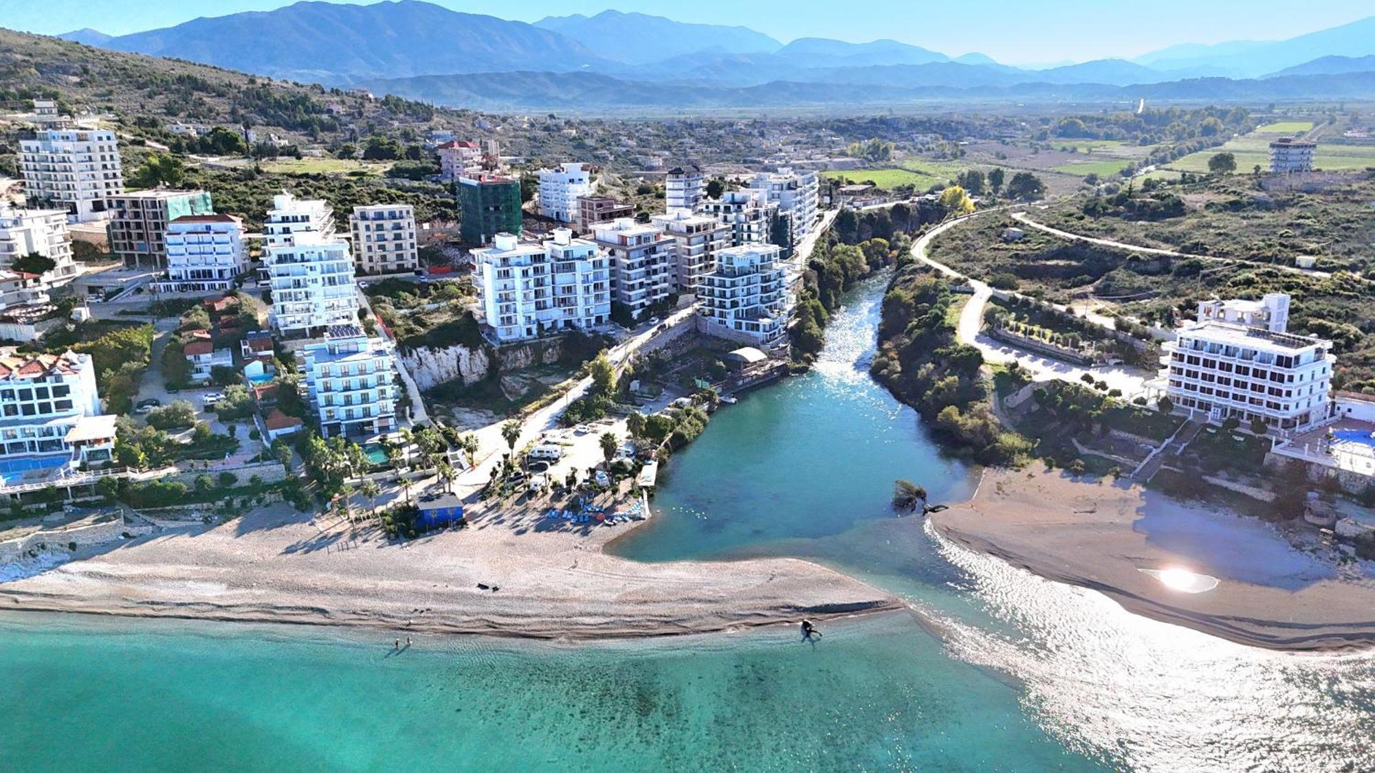 Brand New Apartments Sarande Luaran gambar