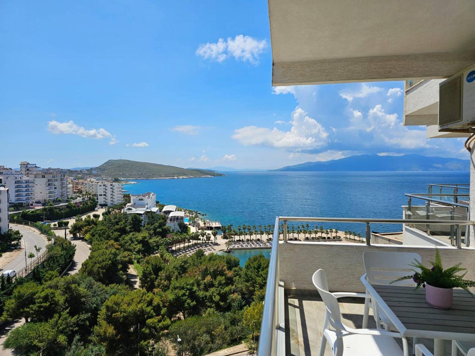 Brand New Apartments Sarande Luaran gambar